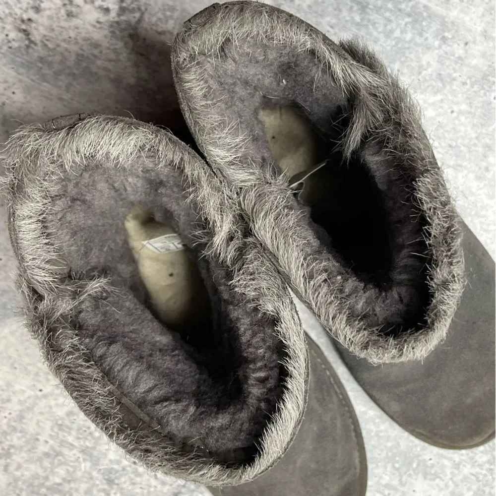 UGG Classic Short Fluff High Low 7